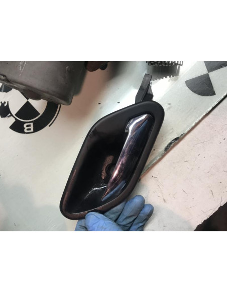 Poignee interieur avant droit BMW  