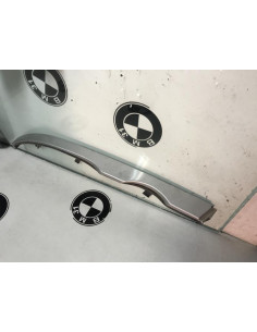 Enjoliveur de phare gauche BMW  