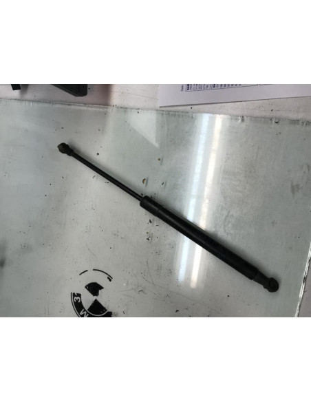 Verin de coffre BMW SERIE 1 E87 PHASE 1 