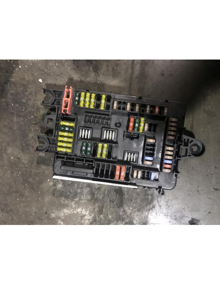 Porte fusible BMW SERIE 3 F31 TOURING PHASE 2 BREAK 
