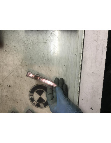 Repetiteur clignotant avant gauche (Feux) BMW  