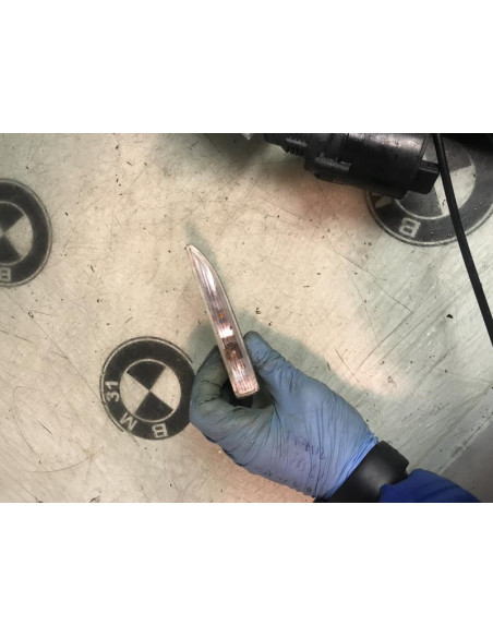 Repetiteur clignotant avant droit  (Feux) BMW  