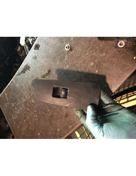 Interrupteur de leve vitre BMW SERIE 1 E87 PHASE 1 