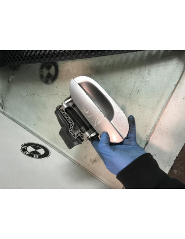 Poignee porte avant droit BMW  