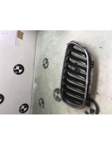 Grille de calandre gauche BMW SERIE 2 (F22) 