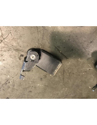 Attache ceinture arriere droit BMW SERIE 6 (E63) COUPE PHASE 1 