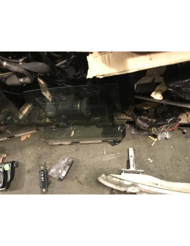 Vitre arriere droit BMW  
