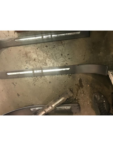 Baguette de porte avant droite BMW SERIE 7 E38 