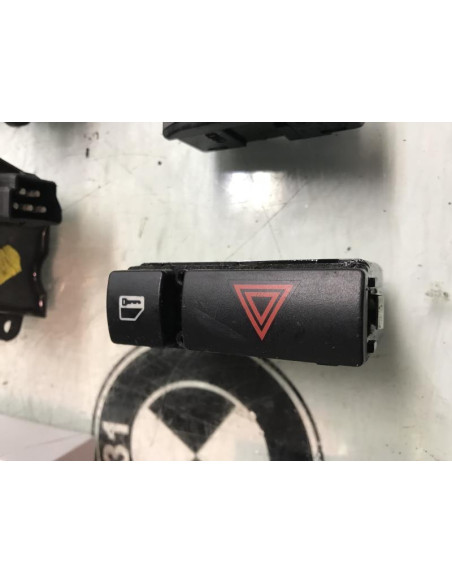 Bouton de warning BMW SERIE 3 (E46) 