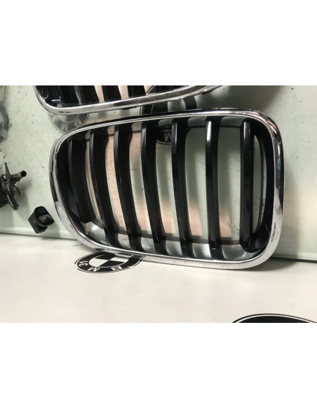 Grille de calandre droite BMW  