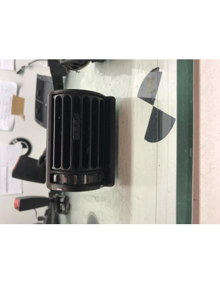 Aerateur tableau de bord avant gauche BMW SERIE 3 E30 