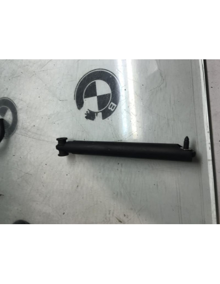 Verin de coffre BMW X5 E53 