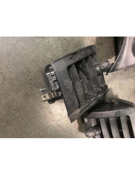 Aerateur tableau de bord avant gauche MINI MINI III (F56) 