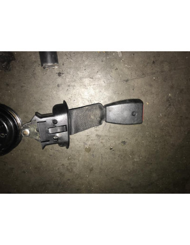 Attache ceinture arriere centrale BMW SERIE 7 E38 