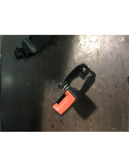 Attache ceinture arriere droit BMW X3 (E83) PHASE 1 