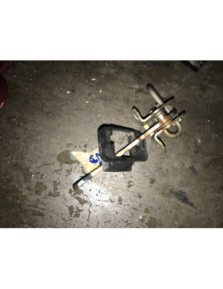 Arret de porte avant droit BMW SERIE 7 E38 