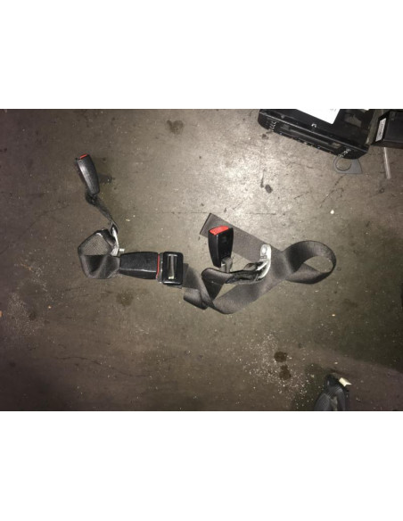 Attache ceinture arriere gauche BMW  
