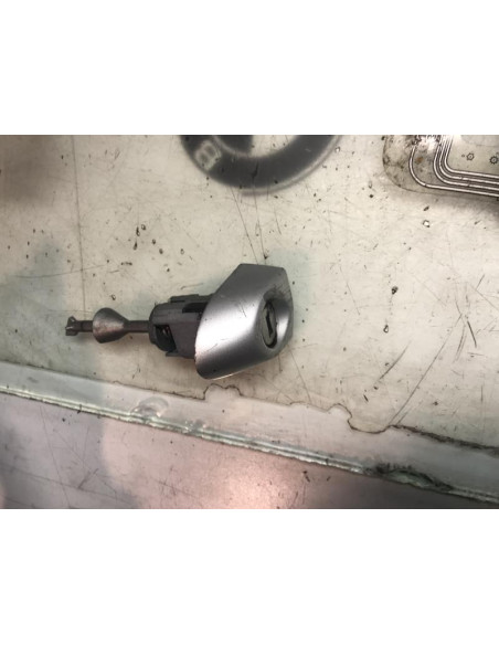 Barillet porte avant gauche BMW SERIE 1 E87 PHASE 1 