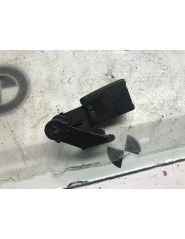 Attache ceinture arriere gauche BMW  