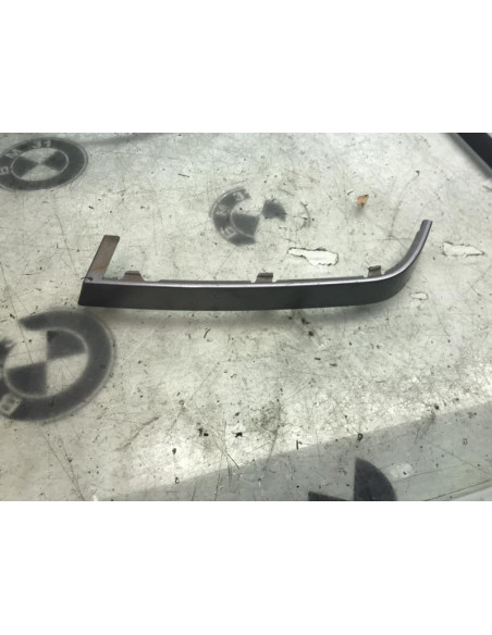 Enjoliveur de feu arriere droit BMW SERIE 3 E46 COMPACT PHASE 1 