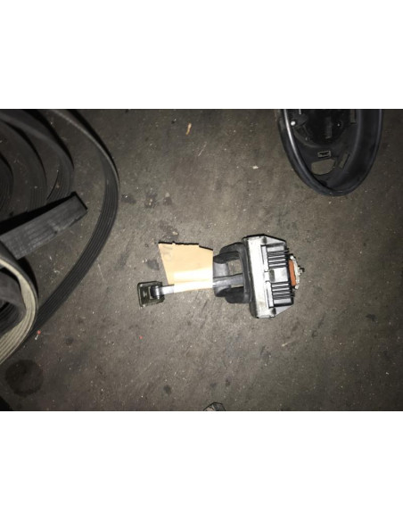 Arret de porte avant gauche BMW SERIE 5 (E60) PHASE 1 