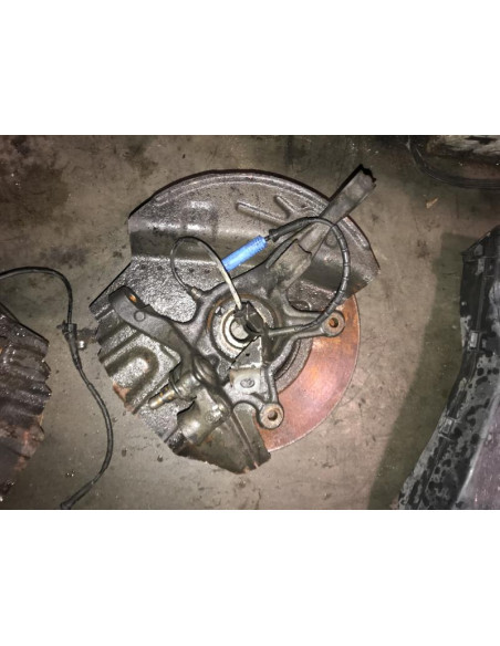 Fusee avant droit BMW X5 E53 