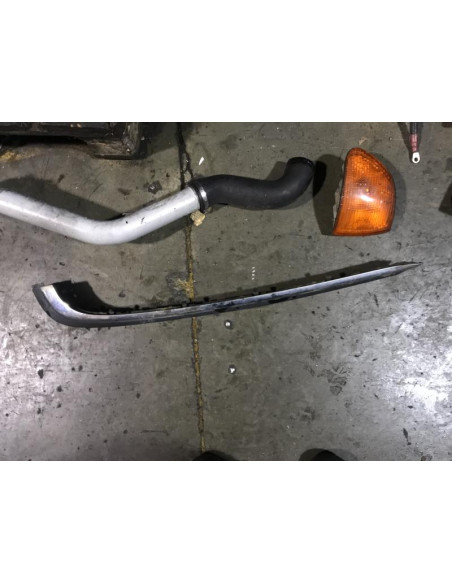 Moulure de pare choc arriere BMW SERIE 7 E38 