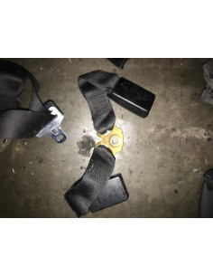 Attache ceinture arriere droit BMW  