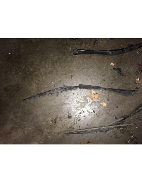 Bras essuie glace avant BMW  