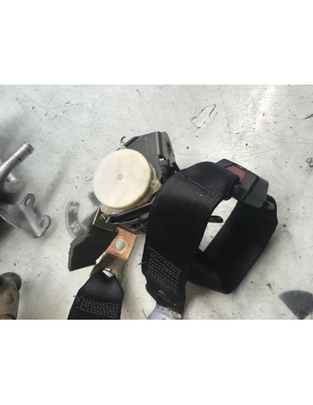 Attache ceinture arriere centrale BMW SERIE 5 (E60) PHASE 1 