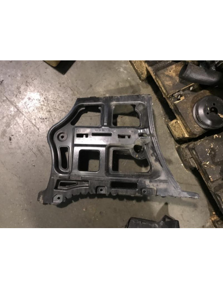 Support de pare chocs arriere BMW  