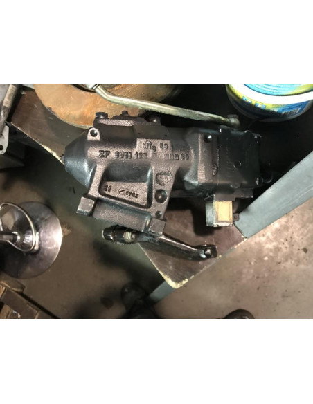 Boitier de direction BMW SERIE 5 E34 