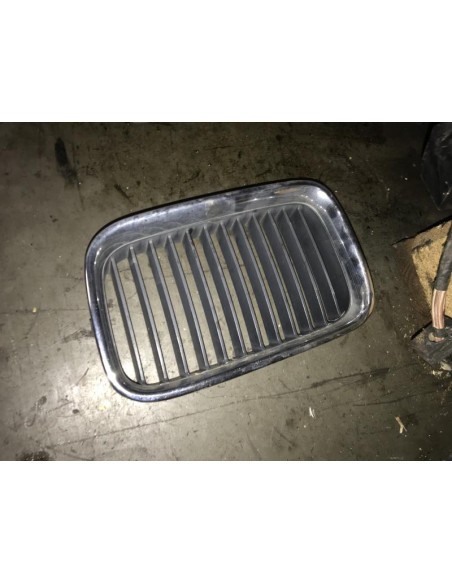 Grille de calandre gauche BMW SERIE 3 (E36) 