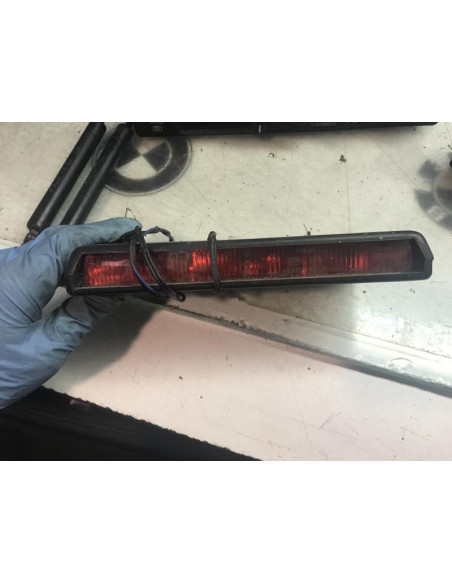 Feu arriere stop central BMW SERIE 5 E34 