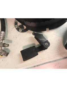 Attache ceinture arriere gauche BMW  