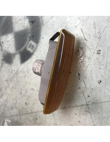 Repetiteur clignotant avant droit  (Feux) BMW  