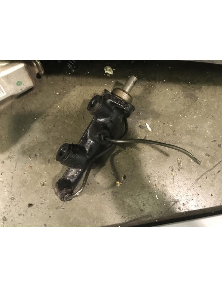 Maitre cylindre (freinage) BMW SERIE 7 (E23) 