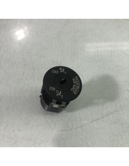 Bouton/Interrupteur BMW SERIE 1 E81 