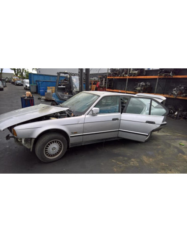 Optique avant secondaire gauche (feux)(clignotant) BMW SERIE 5 E34 Diesel