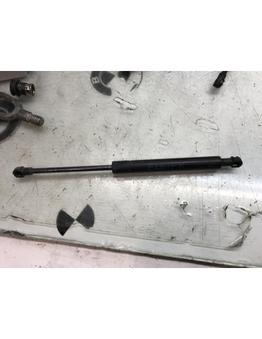 Verin de capot BMW SERIE 3 (E46) 