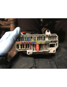 Porte fusible BMW   2