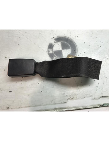 Attache ceinture arriere centrale BMW  