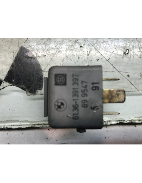 Relais electrique BMW SERIE 5 E34 