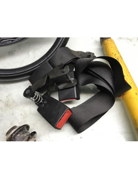 Attache ceinture arriere gauche BMW SERIE 3 E46 COMPACT PHASE 1 