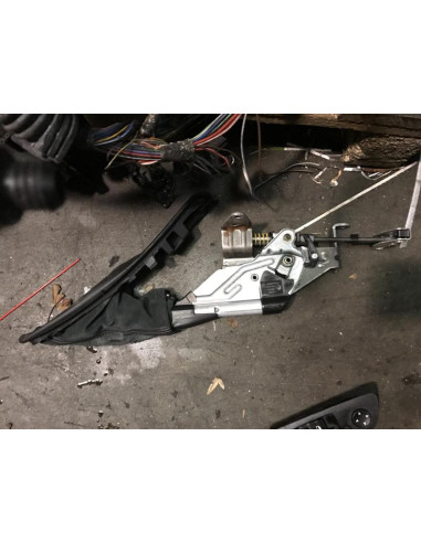 Levier frein à main BMW SERIE 1 E87 PHASE 1 Diesel