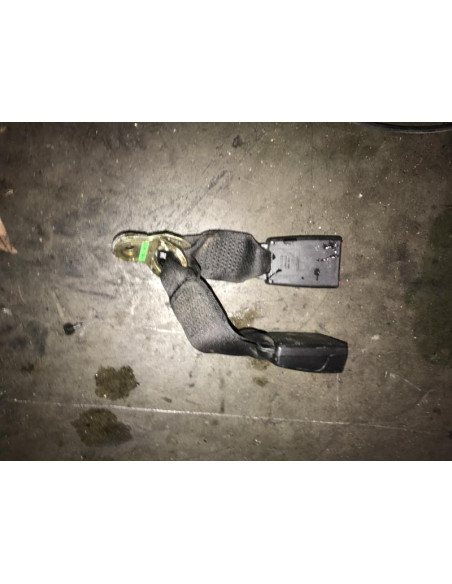 Attache ceinture arriere droit BMW SERIE 3 E46 TOURING PHASE 1 BREAK Diesel