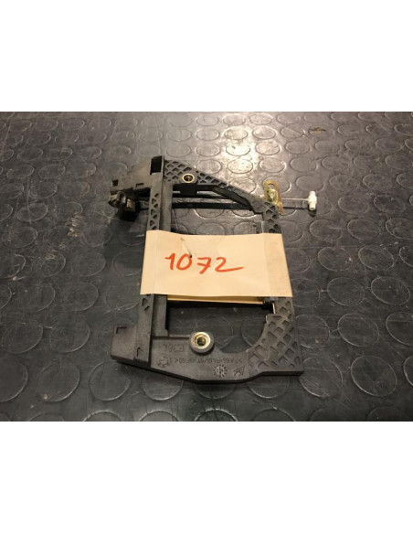 Poignee porte arriere gauche BMW SERIE 7 E38 Diesel