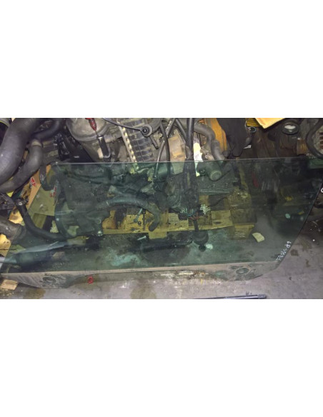 Vitre avant gauche MINI MINI I (R50/53) 