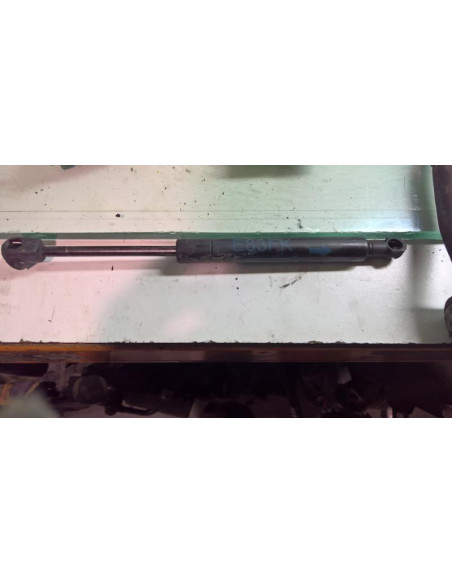 Verin de capot BMW X3 (E83) PHASE 1 