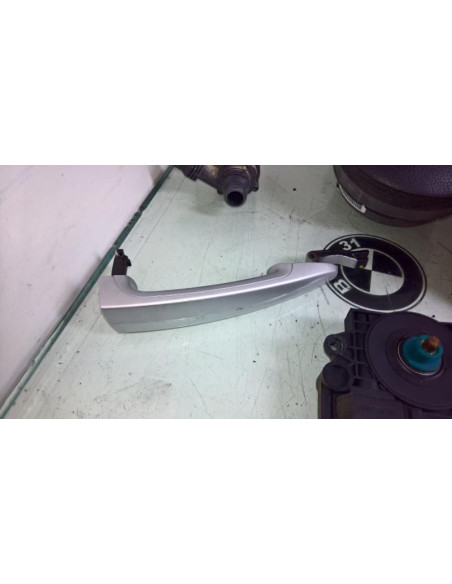 Poignee porte avant droit BMW SERIE 1 (E87) PHASE 2 (LCI) 